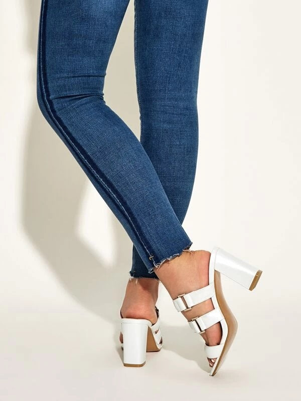 CM-SHS130061 Women Casual Seoul Style Open Toe Chunky Heeled Mules - White