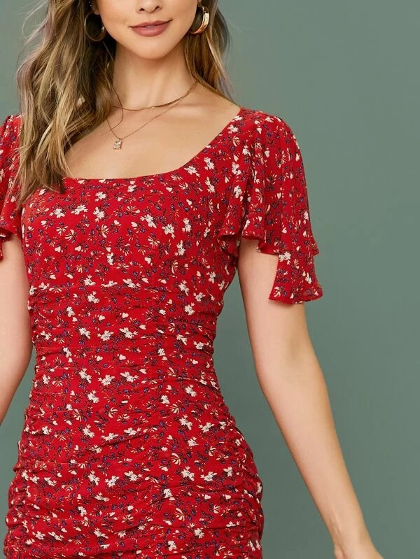 CM-DS213242 Women Bohemian Style Flutter Sleeve Ruffle Hem Ditsy Floral Ruched Dress - Red