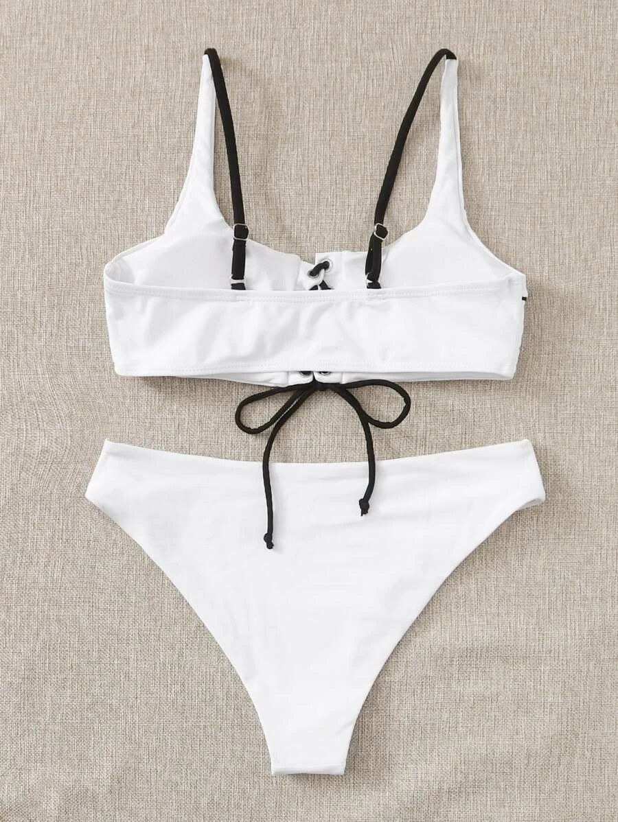 CM-SWS422498 Women Trendy Seoul Style Scoop Neck Lace-Up Front Bikini Swimsuit - White