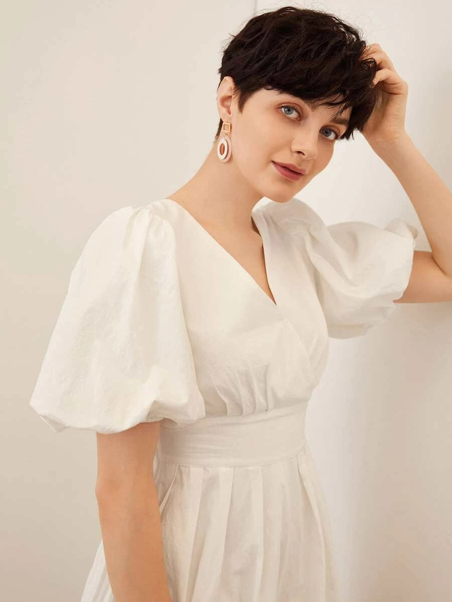 CM-JS323000 Women Casual Seoul Style V-Neck Tie Back Puff Sleeve Pleated Detail Romper - White