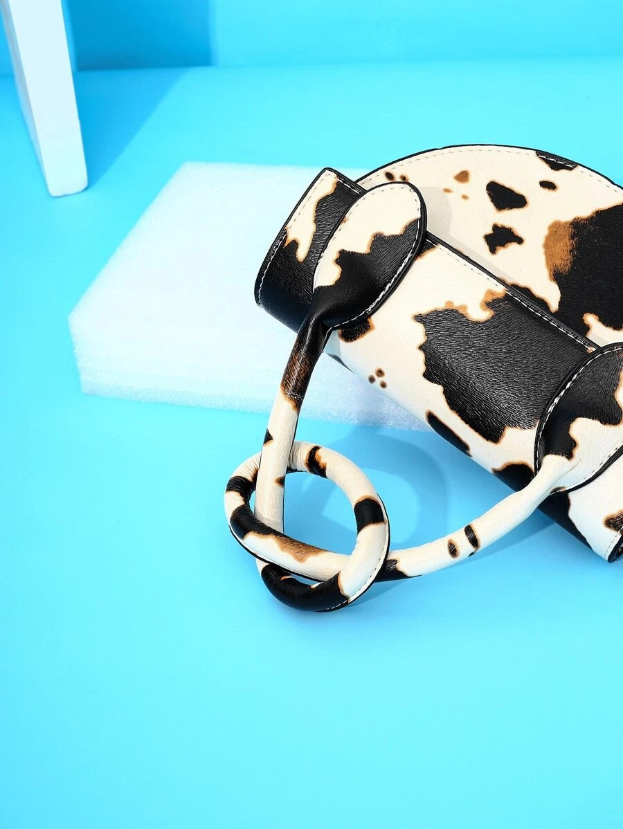 CM-BGS716999 Women Trendy Seoul Style Flap Saddle Bag