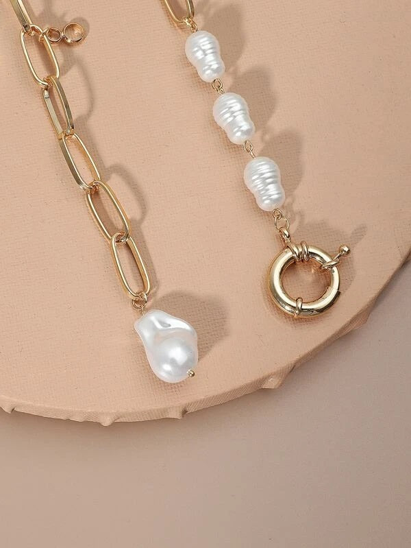 CM-AXS103727 Women Trendy Seoul Style Faux Pearl Decor Chain Necklace