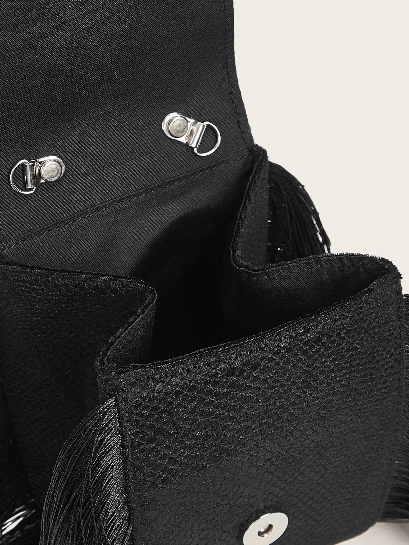 CM-BGS110460 Women Trendy Seoul Style Tassel Ring Handle Clutch Bag - Black