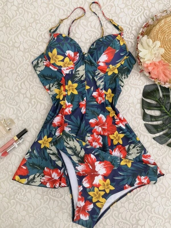 CM-SWS201013 Women Trendy Seoul Style Tropical Print Underwire Bikini Swimsuit