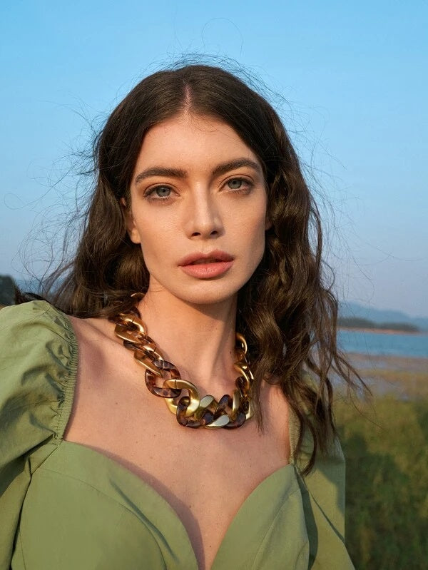CM-AXS203619 Women Trendy Seoul Style Resin Chain Necklace