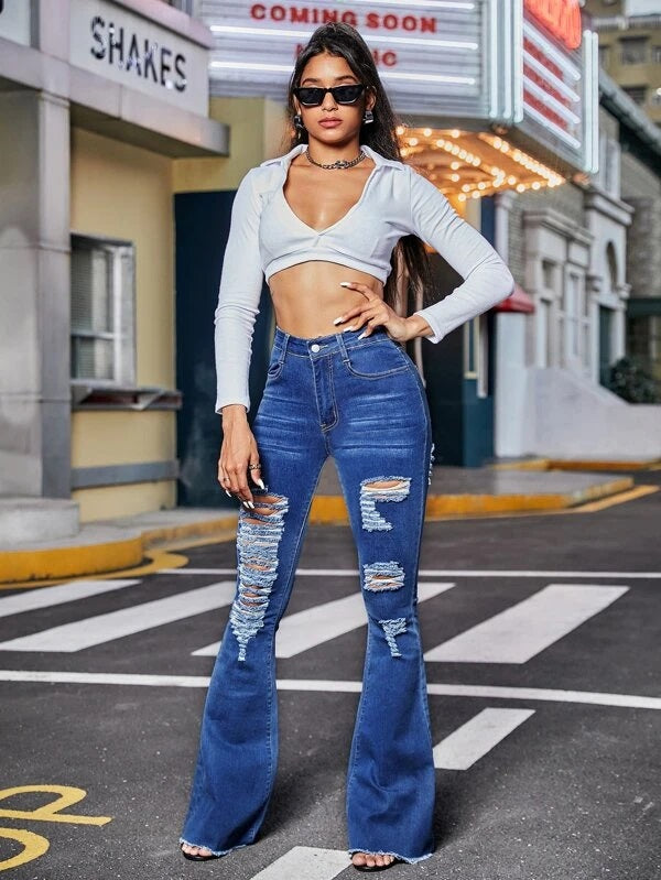 CM-BS637002 Women Casual Seoul Style Zipper Fly Ripped Raw Hem Flare Leg Jeans