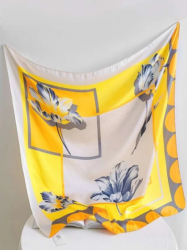 CM-AXS042762 Women Trendy Seoul Style Floral Print Bandana