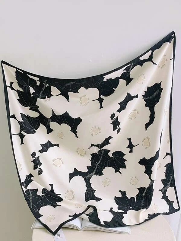 CM-AXS535858 Women Trendy Seoul Style Floral Print Bandana