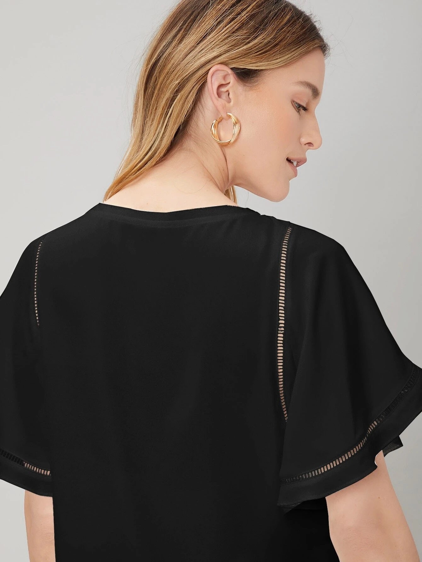 CM-TS747146 Women Elegant Seoul Style Round Neck Flounce Sleeve Lace Insert Top - Black