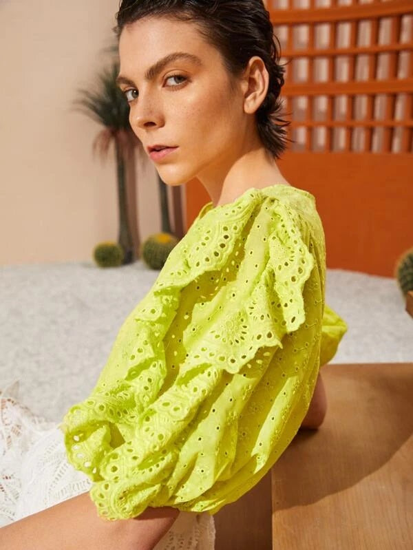 CM-TS322033 Women Trendy Bohemian Style Ruffle Trim Puff Sleeve Schiffy Blouse