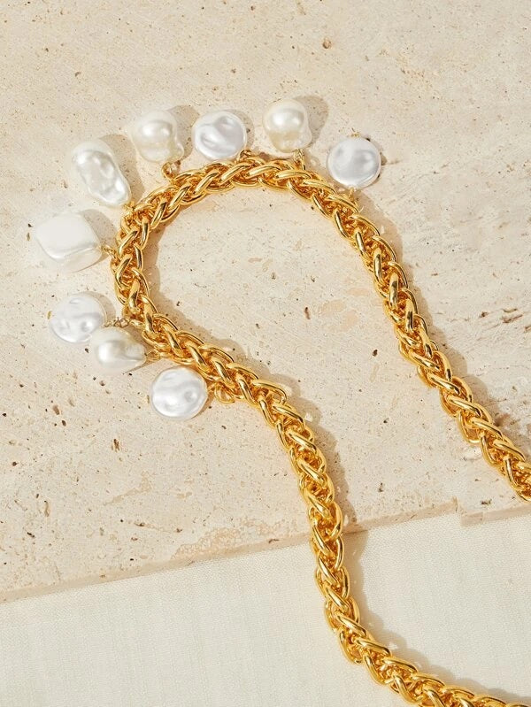 CM-AXS118123 Women Trendy Seoul Style Faux Pearl Pendant Chain Necklace