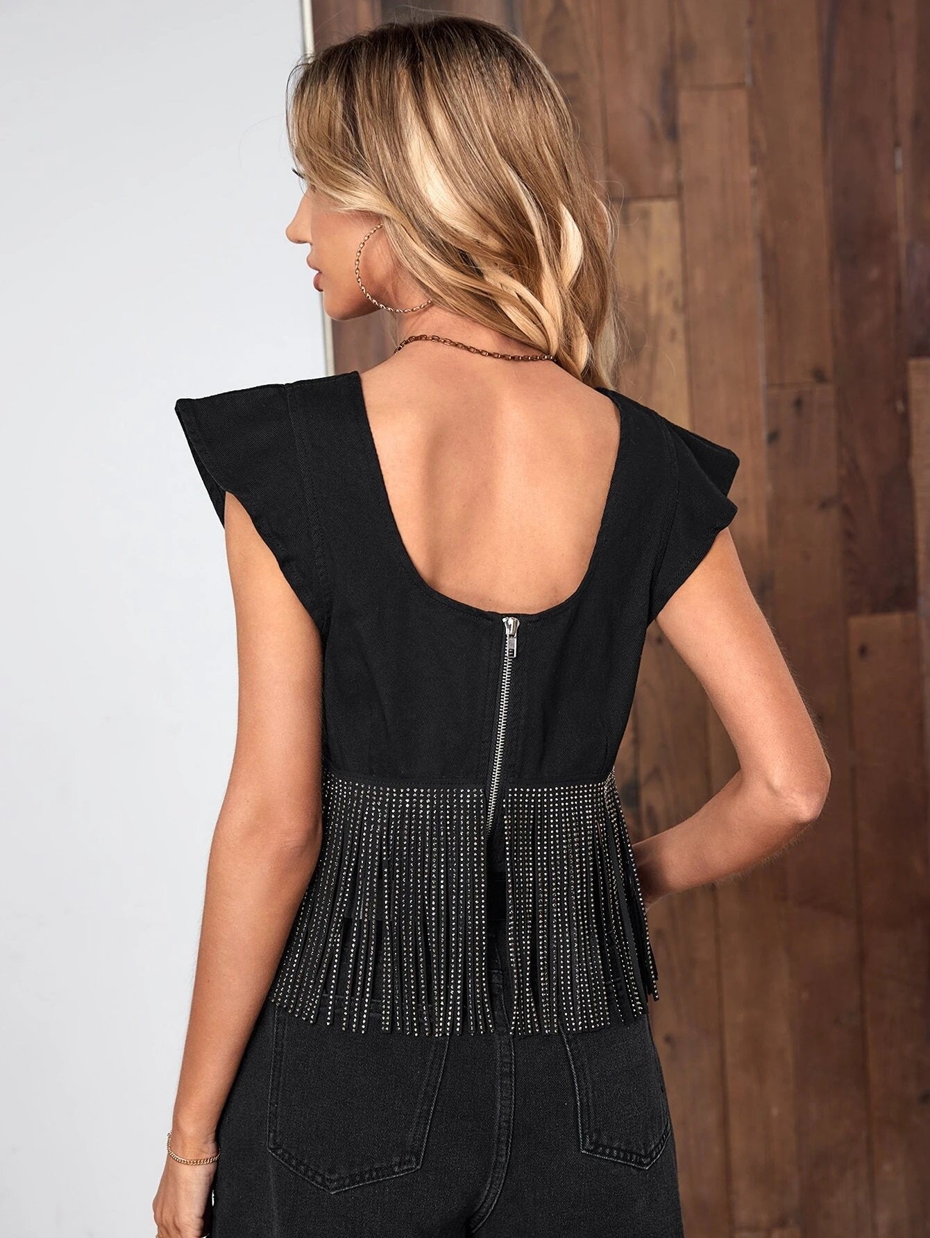CM-TS430880 Women Casual Seoul Style Cap Sleeve Fringe Trim Crop Tank Top - Black