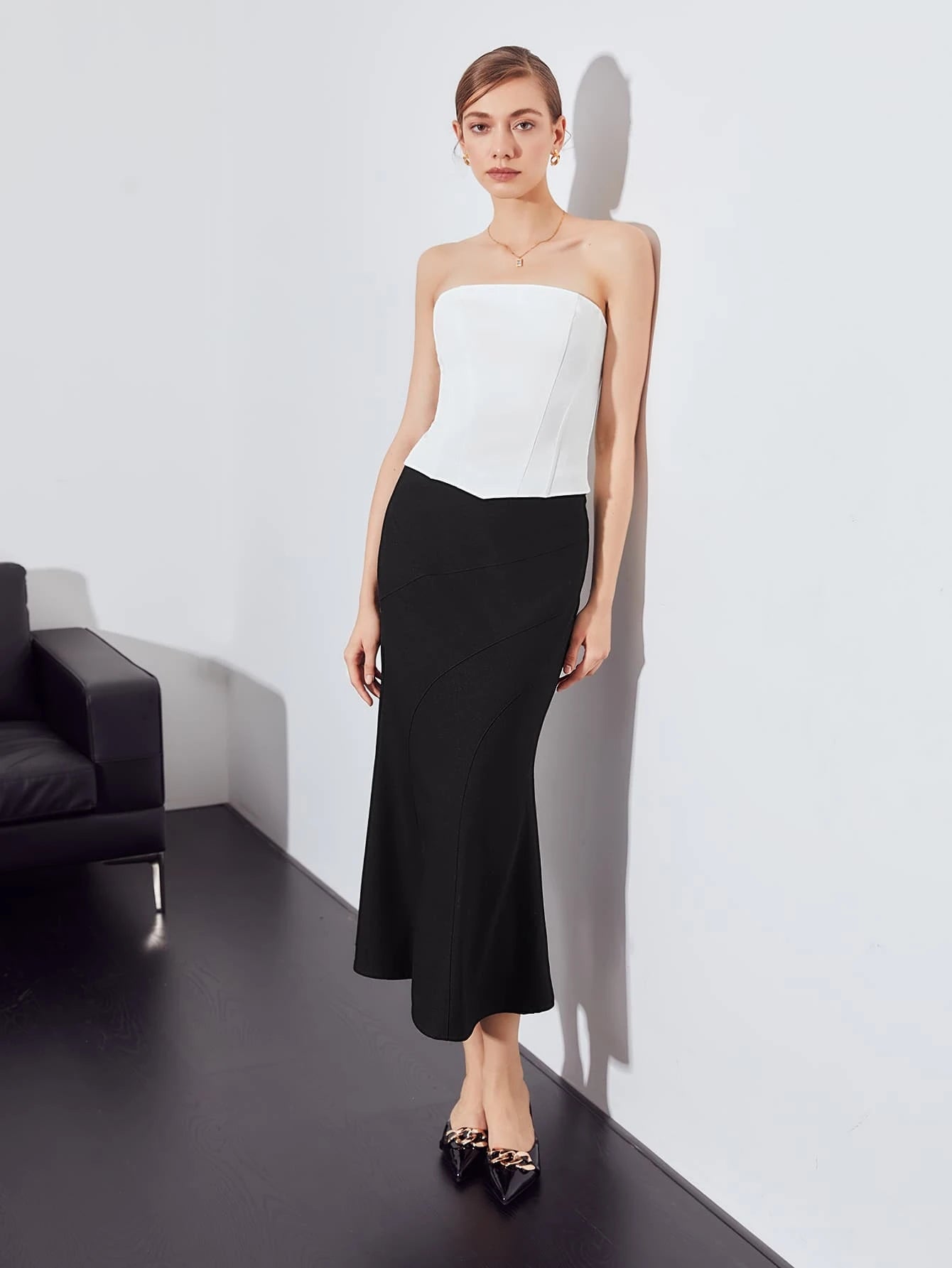 CM-TS465918 Women Charming Seoul Style Overbust Asymmetrical Corset Top - White