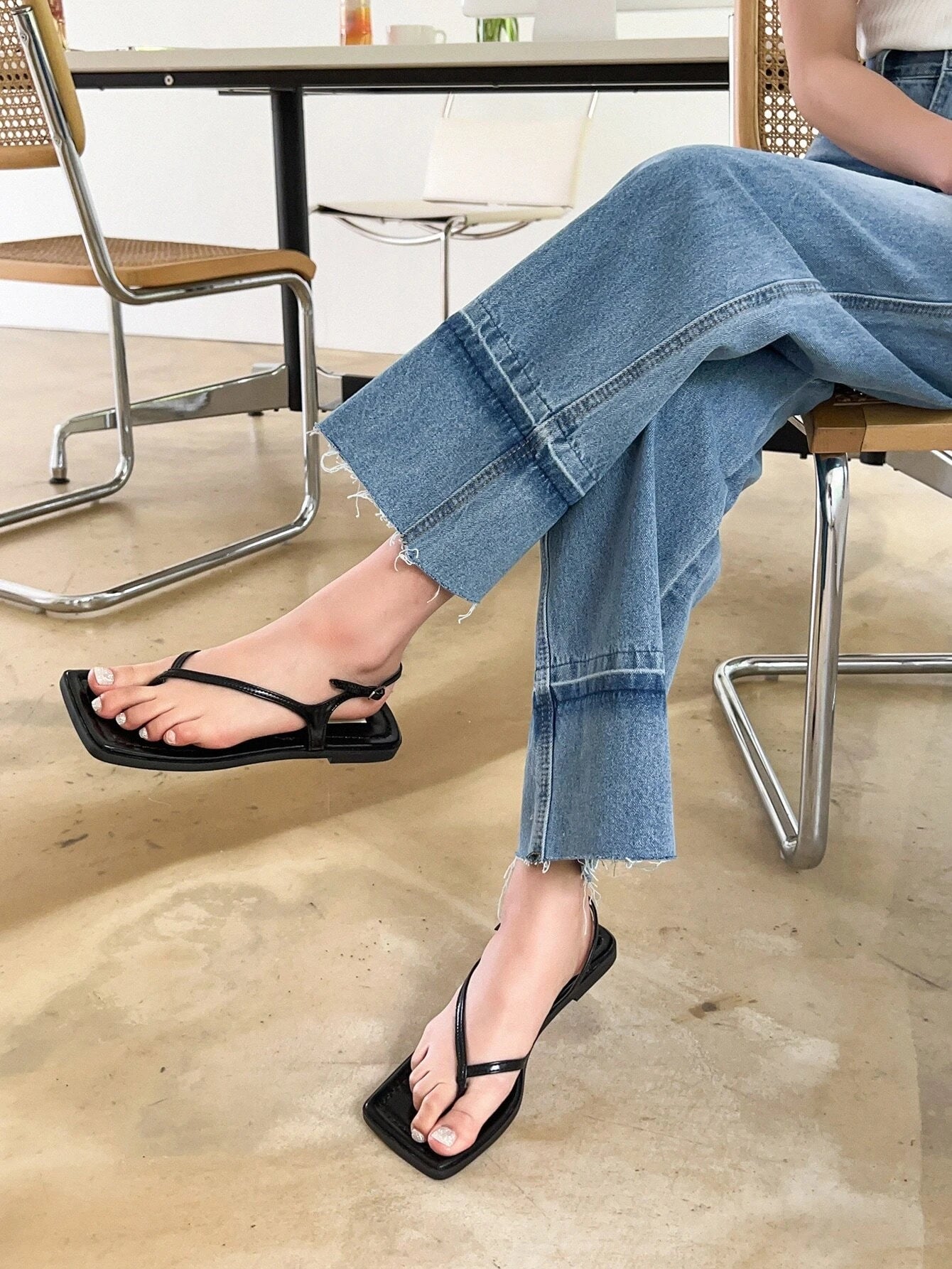 CM-BS244668 Women Casual Seoul Style High Waist Bleach Wash Wide Leg Jeans