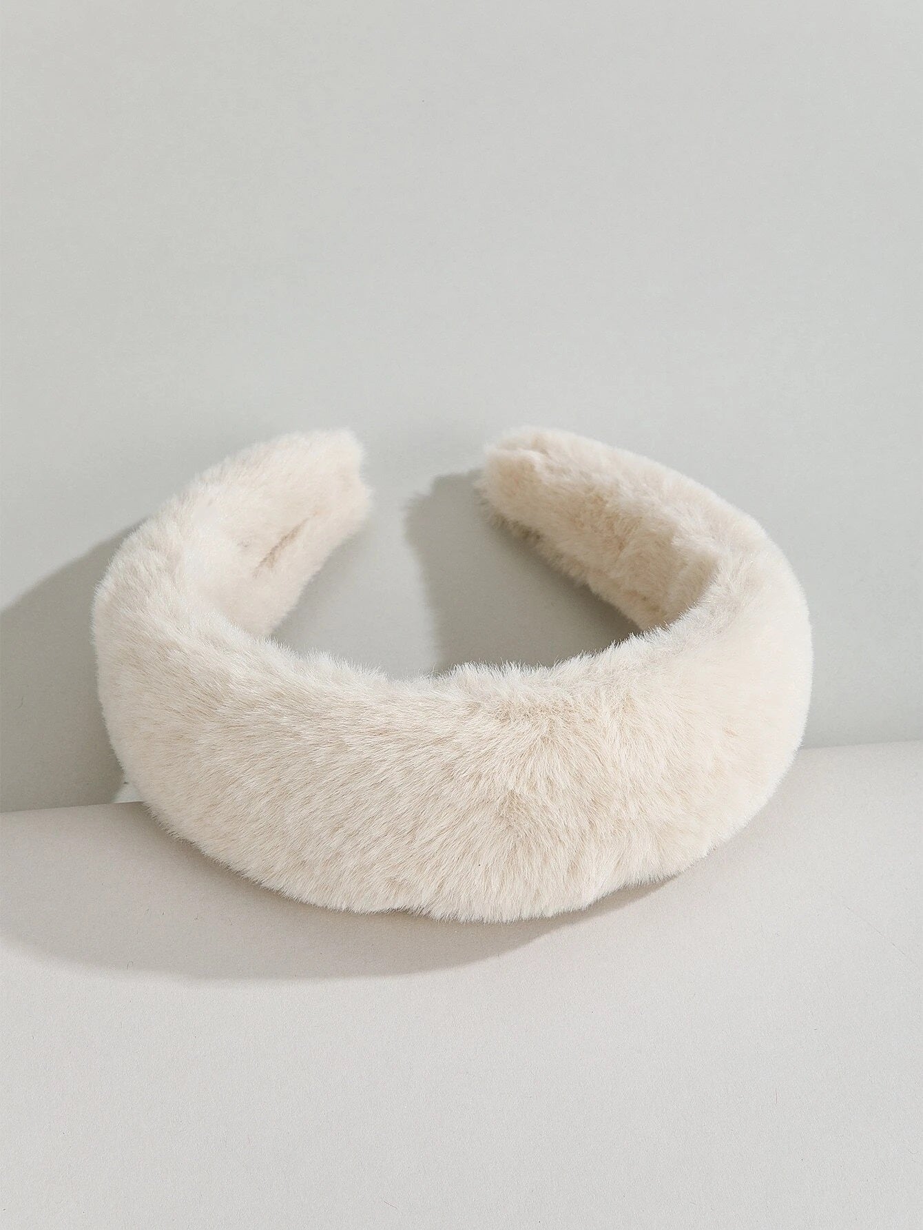 CM-AXS915507 Women Seoul Style Solid Fuzzy Headband - Beige