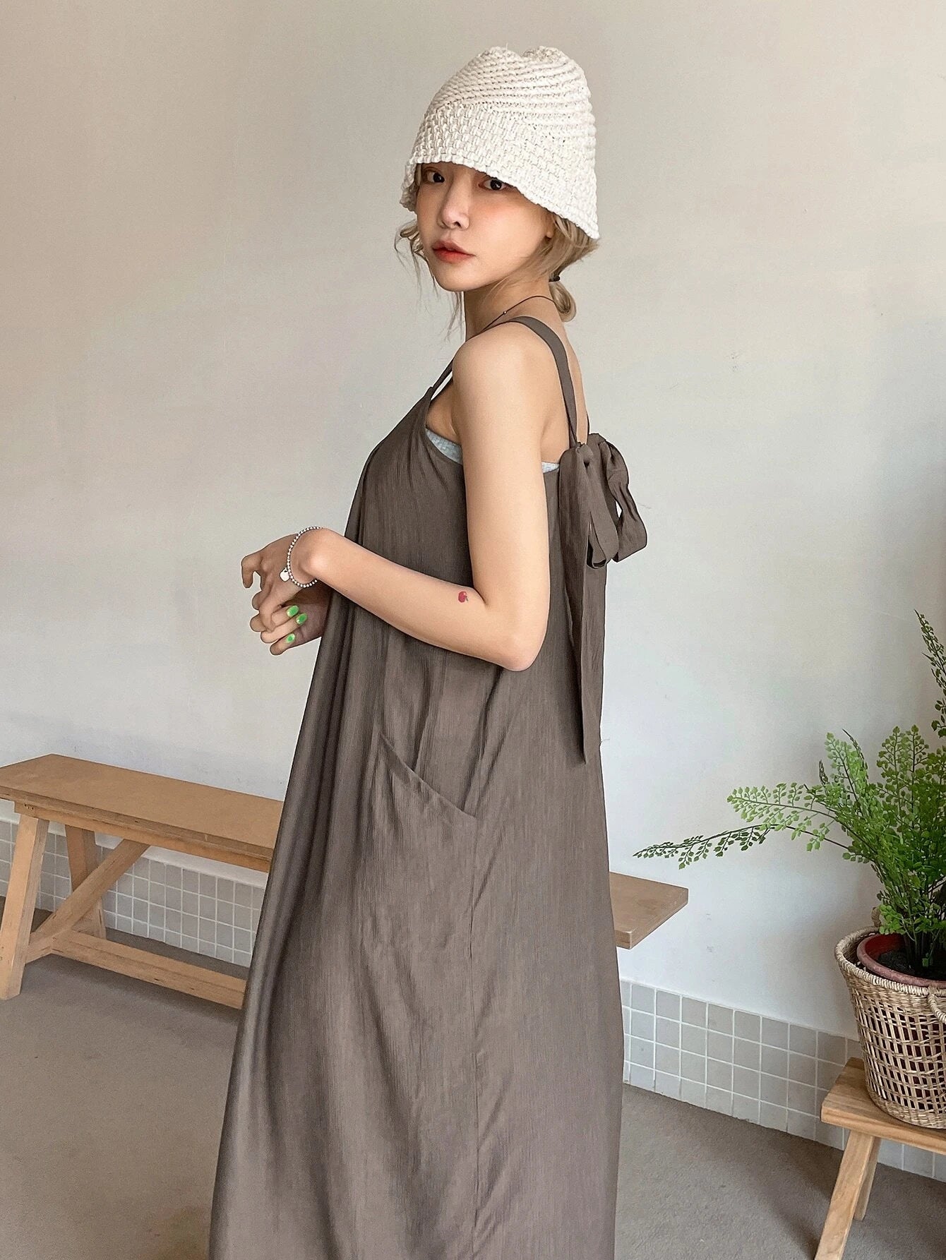 CM-JS158581 Women Trendy Bohemian Style Dual Pocket Tie Back Zipper Cami Jumpsuit