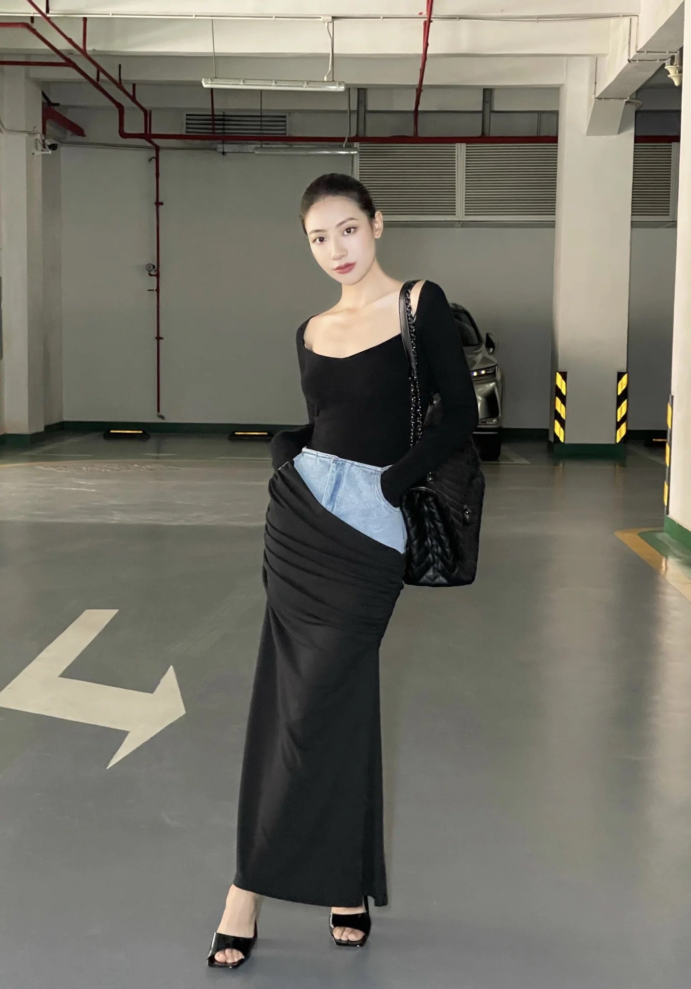 CM-BS023114 Women Preppy Seoul Style Black Pleated Long Denim Skirt