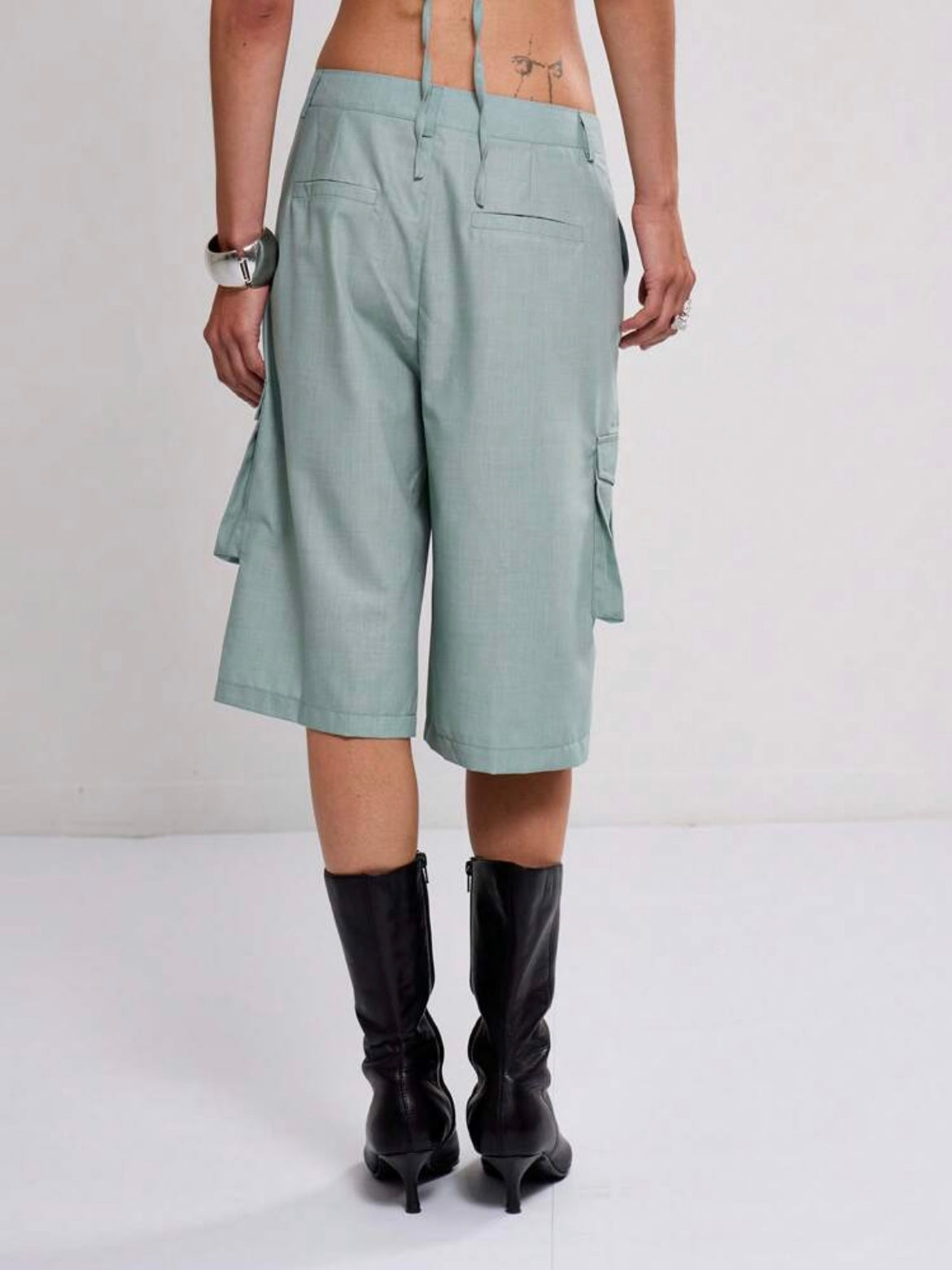 CM-BS560160 Women Casual Seoul Style Drop Waist Low Rise Utility Bermuda Shorts