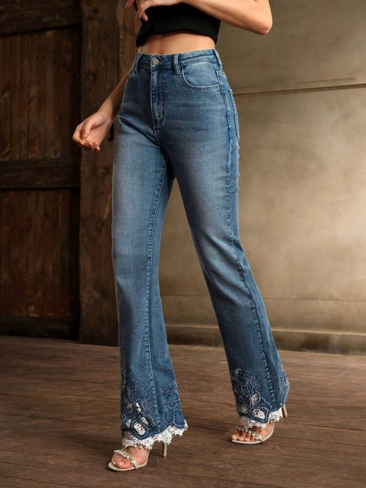 CM-BS455129 Women Elegant Seoul Style Embroidery Lace Hollow-Out Rhinestone Trim Flared Hem Jeans
