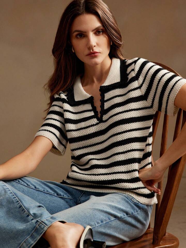 CM-TS743961 Womne Casual Seoul Style Colorblock Striped Collar Neckline Short Sleeve Knit Top