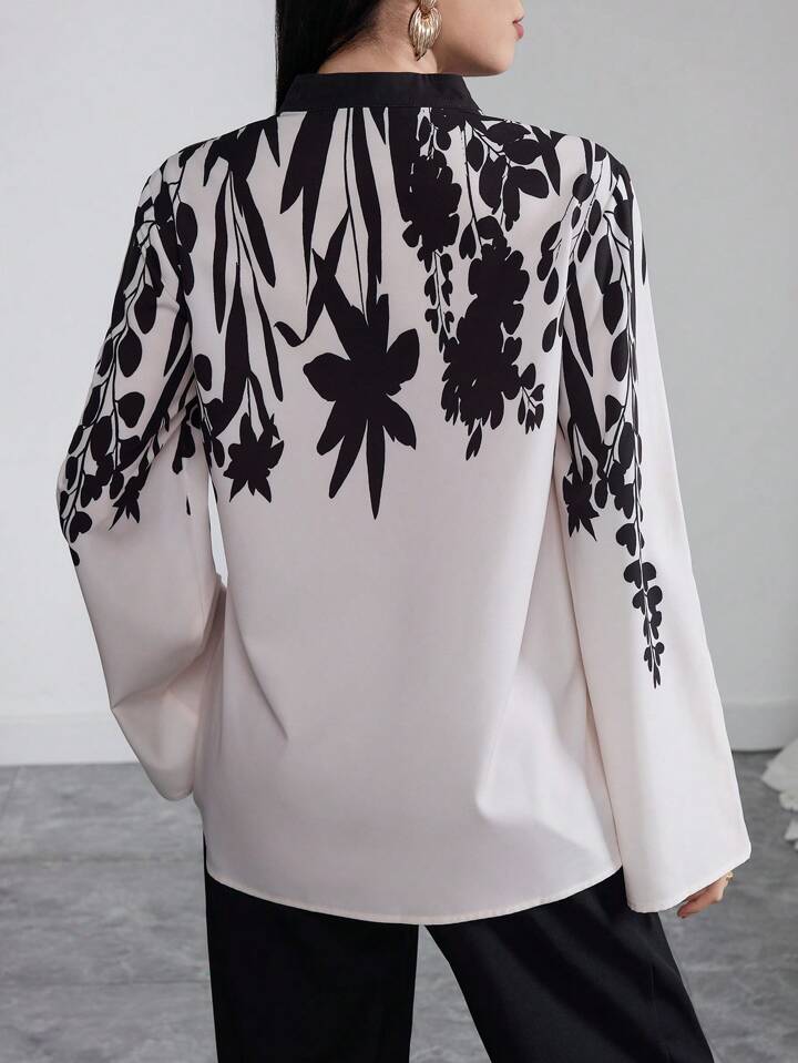 CM-TS697845 Women Trendy Bohemian Style Floral Print Long Sleeve Notched V-Neck Blouse