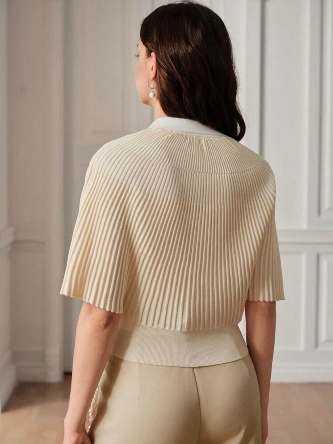 CM-TS412715 Women Elegant Seoul Style Collar Neckline Knit Short Sleeve Pleated Top - Light Yellow