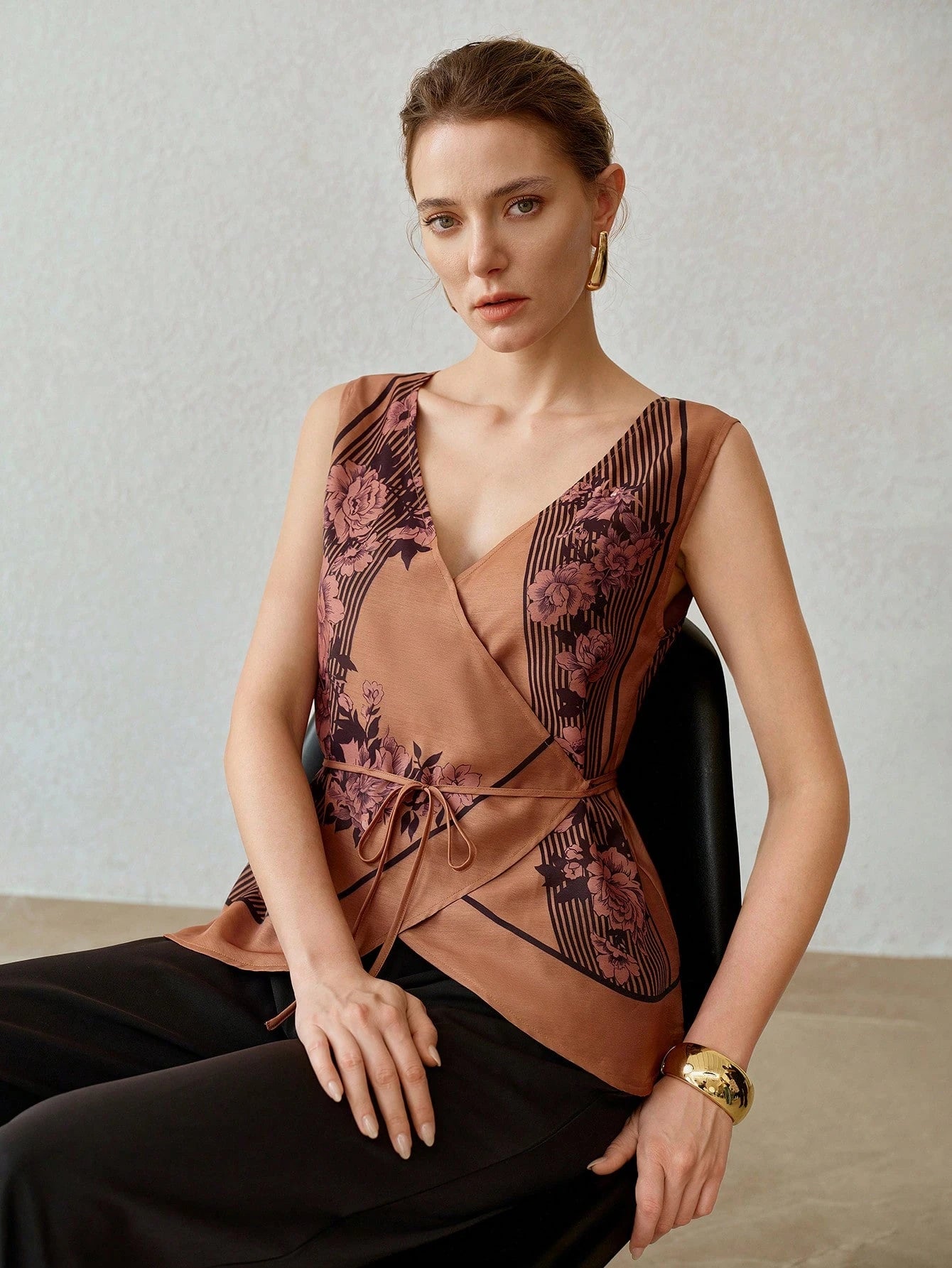 CM-TS820109 Women Casual Seoul Style V-Neck Sleeveless Floral Print Asymmetrical Top - Mocha Brown