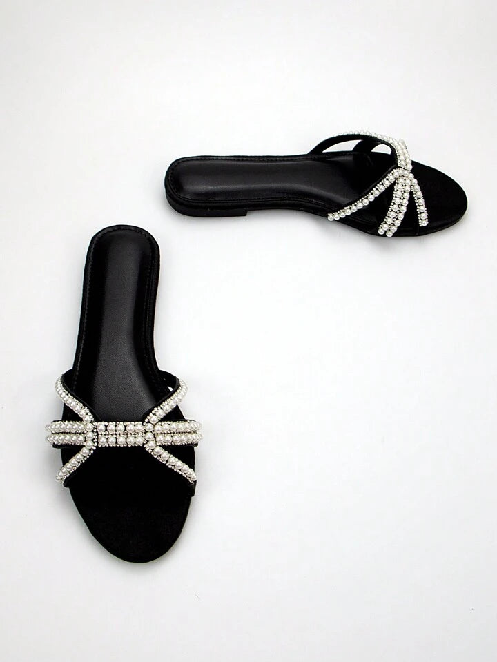 CM-SHS207220 Women Trendy Seoul Style Rhinestone And Pearl Decor Round Toe Flat Sandals - Black