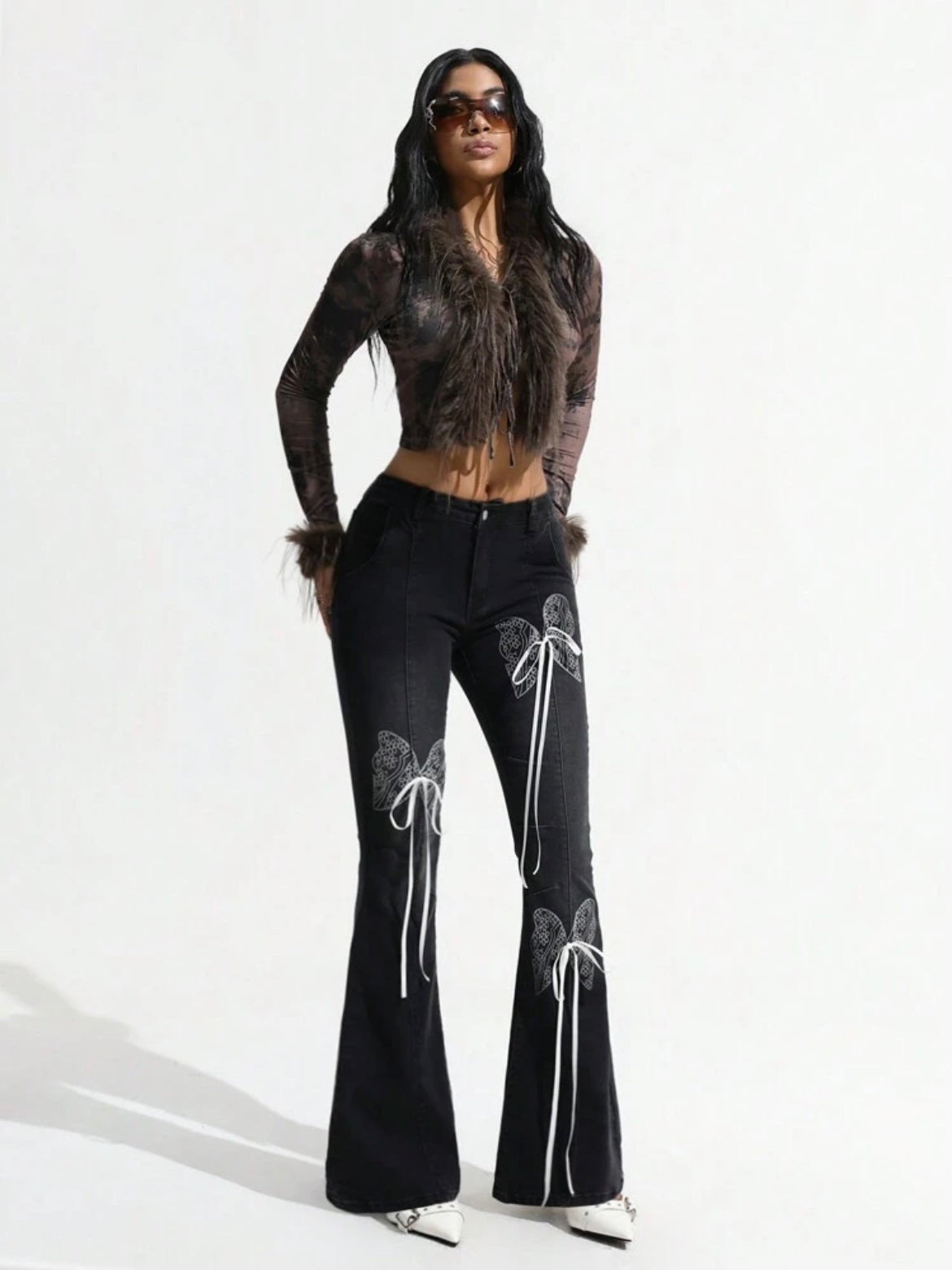 CM-BS915274 Women Casual Seoul Style Butterfly Print And Bow Decor Bell Bottoms Jeans - Black