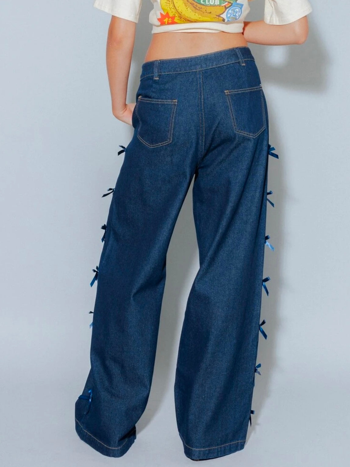 CM-BS004386 Women Casual Seoul Style Dark Wash Mid Waist Bow Detail Wide Leg Jeans