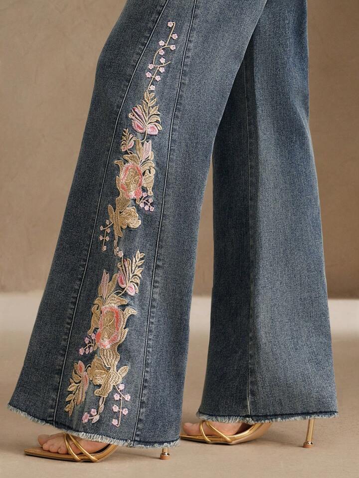 CM-BS720720 Women Elegant Seoul Style Floral Embroidered High Waist Wide Leg Denim Jeans - Blue