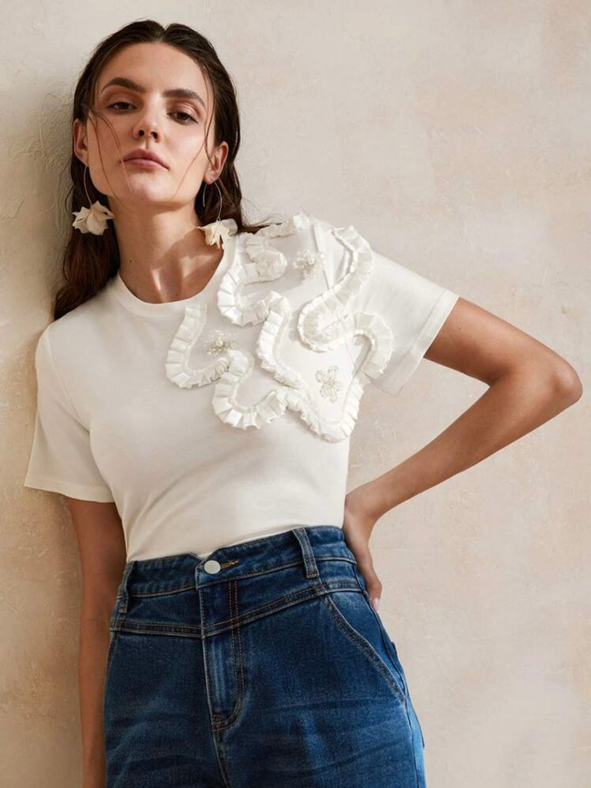 CM-TS986634 Women Casual Seoul Style Slim Fit Elastic 3D Floral Print Short Sleeve T-Shirt Top - White