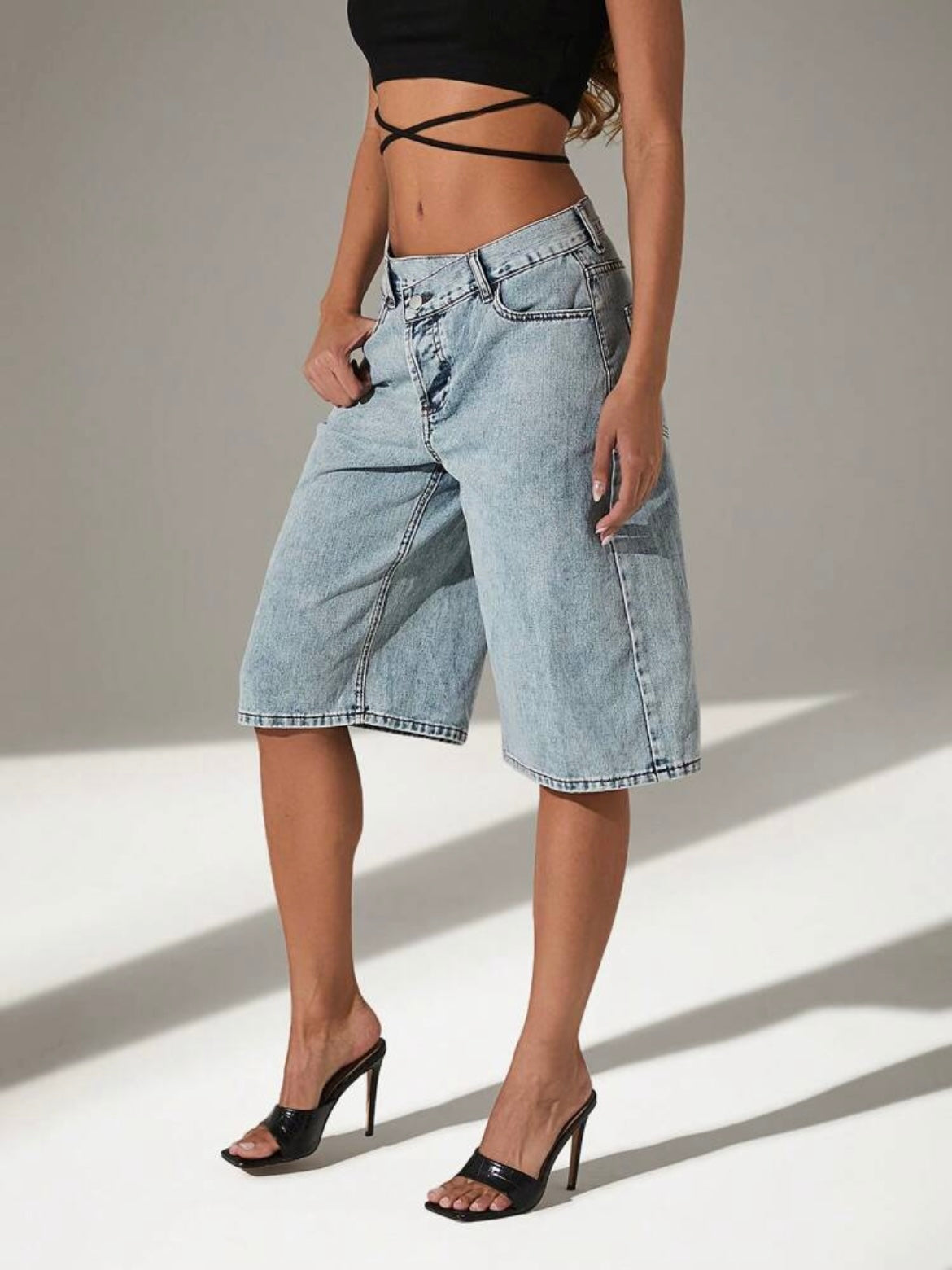 CM-BS720250 Women Casual Seoul Style Light Wash Front Button Pocket Design Denim Pants