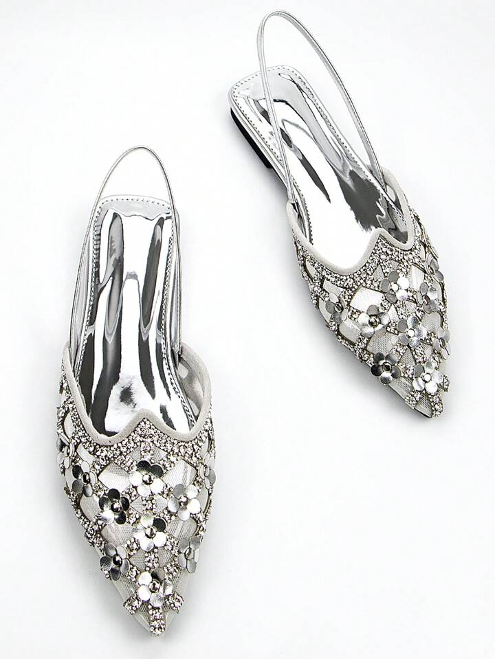 CM-SHS912296 Women Trendy Seoul Style Rhinestone And Rivet Embellished Floral Decor Pointed Toe Slingback Flat Sandals - Silver