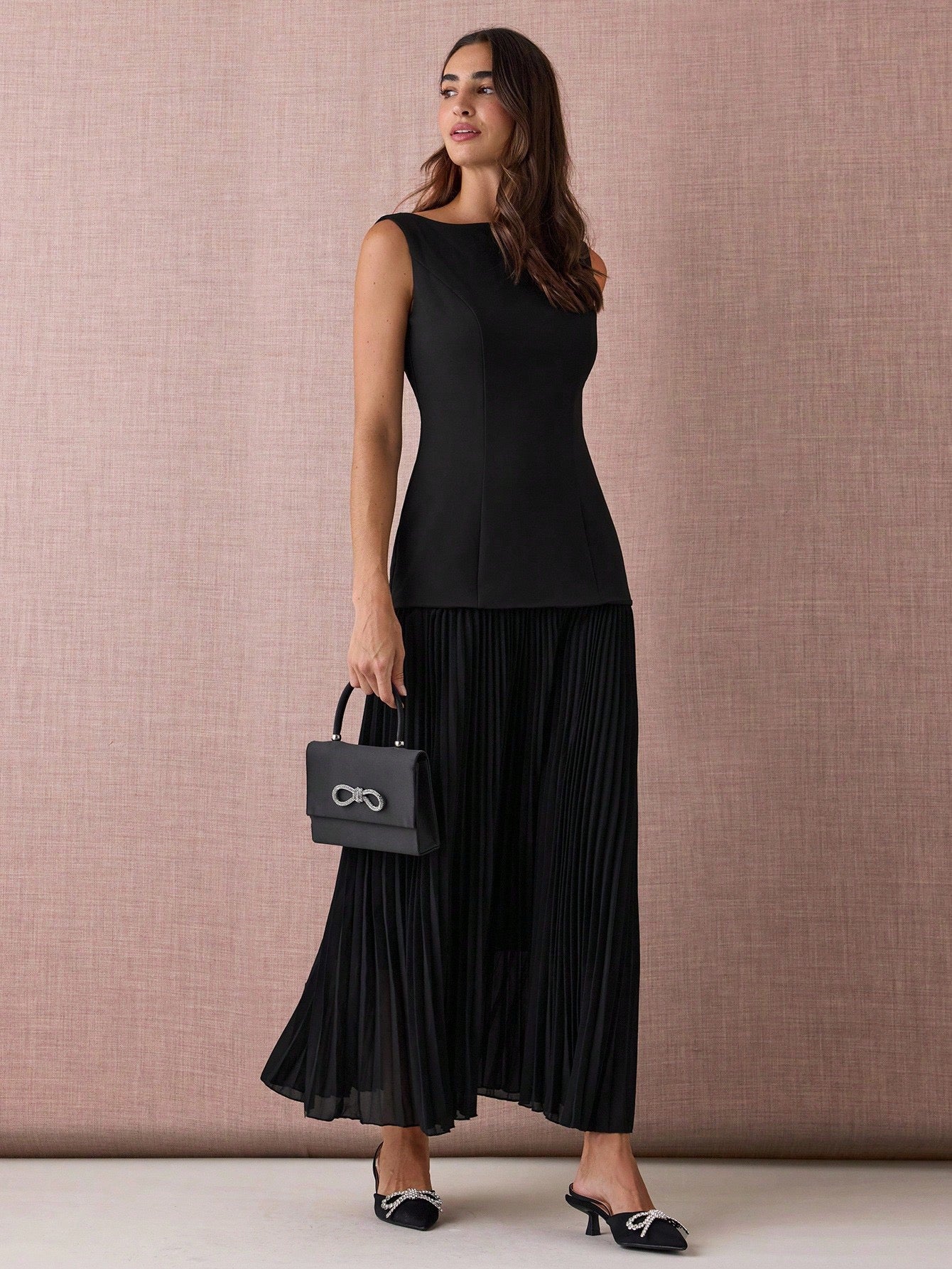 CM-DS114103 Women Elegant Seoul Style Boat Neck Sleeveless Pleated Hem Backless Maxi Dress - Black