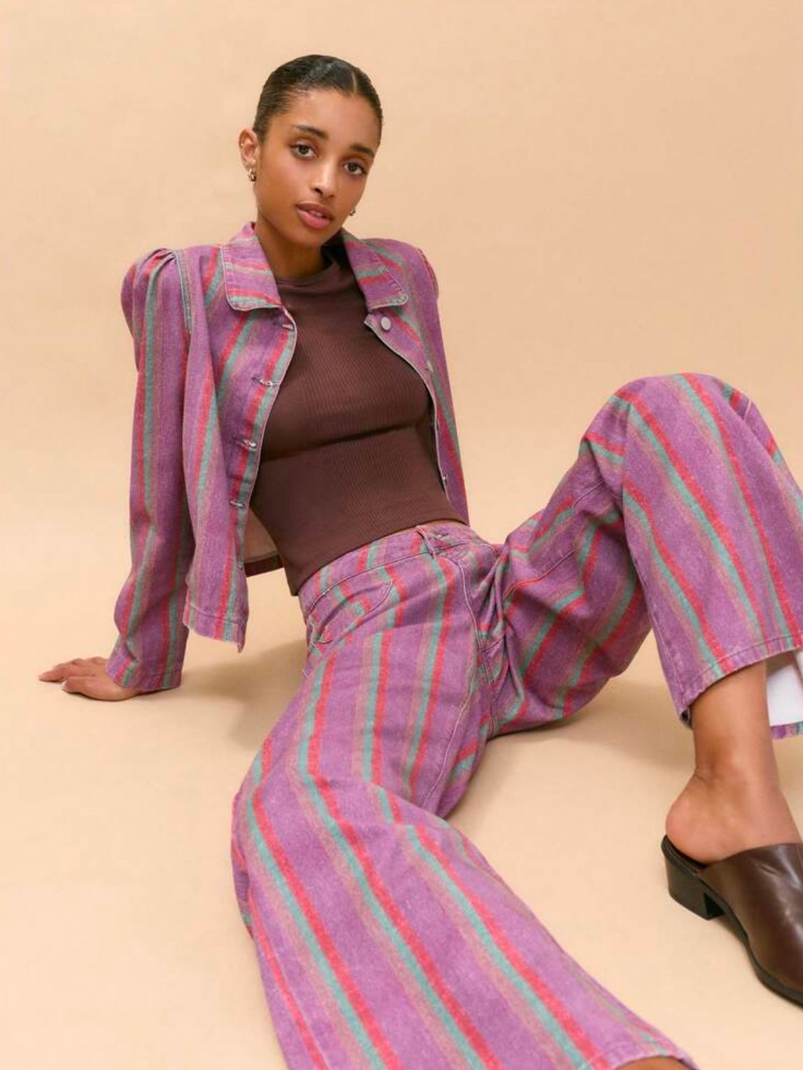 CM-BS163620 Women Elegant Seoul Style High Waist Patch Pockets Striped Extra Long Wide-Leg Trousers