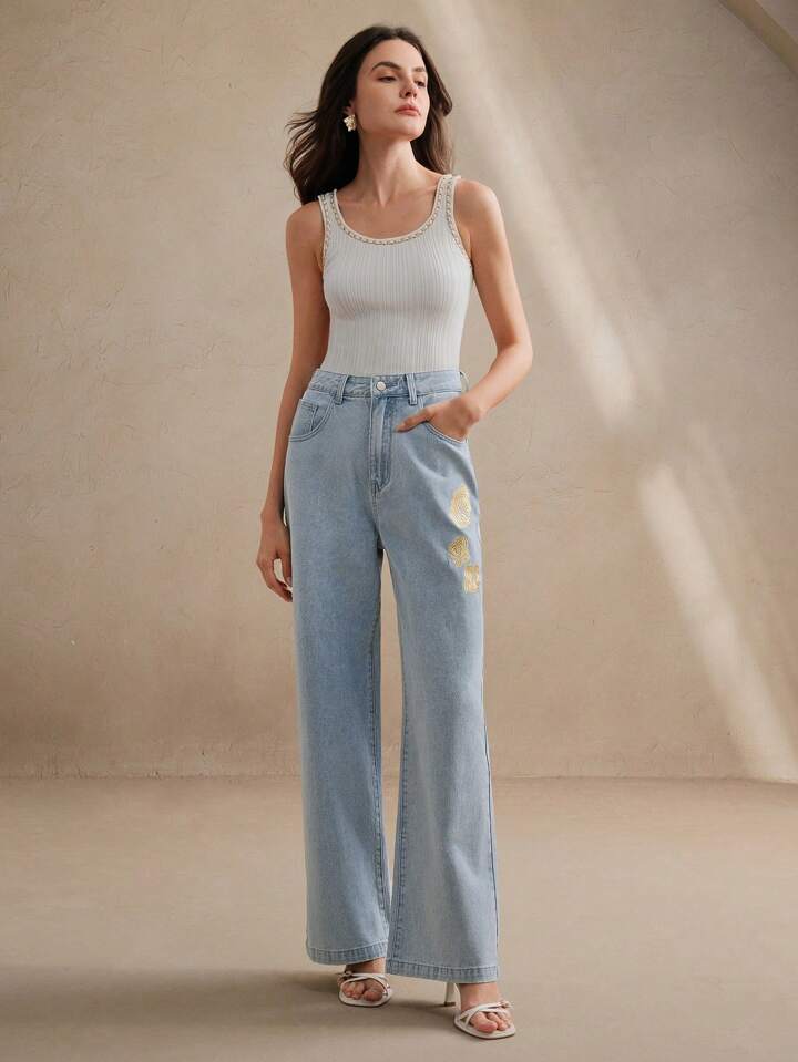 CM-BS511041 Women Casual Seoul Style Floral Embroidered Pockets Straight Leg Jeans - Blue