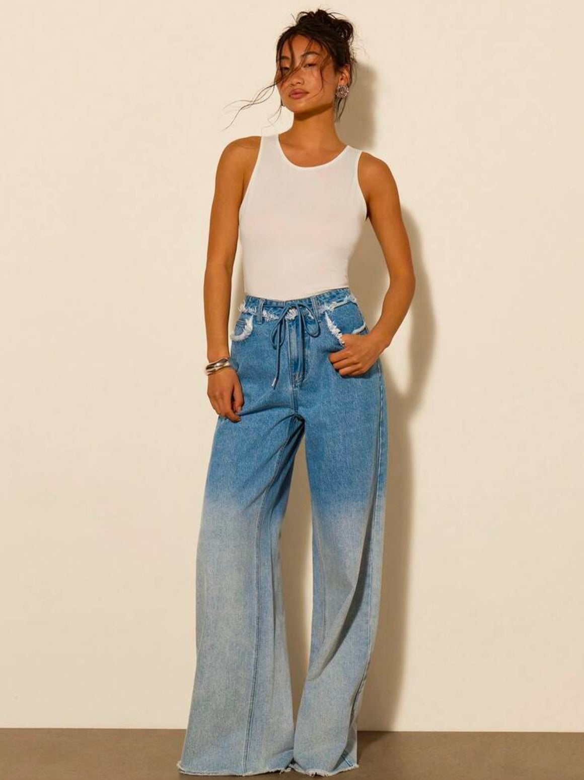 CM-BS410034 Women Casual Seoul Style Low Waist Front Button Pocket Frayed Hem Denim Jeans - Blue