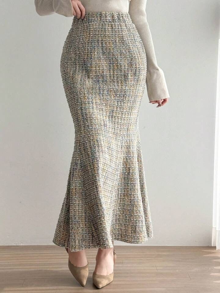 CM-BS197259 Women Elegant Seoul Style Plaid Patterned Mermaid Skirt