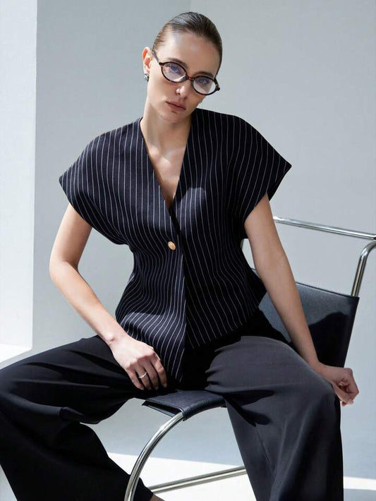 CM-TS891692 Women Casual Seoul Style V-Neck Open Front Asymmetrical Hemline Sleeveless Blouse
