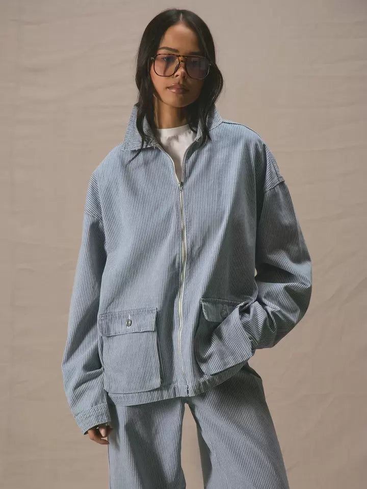 CM-CS395311 Women Casual SeouL Style Collar Neckline Long Sleeve Oversized Pinstripe Front Pockets Denim Jacket