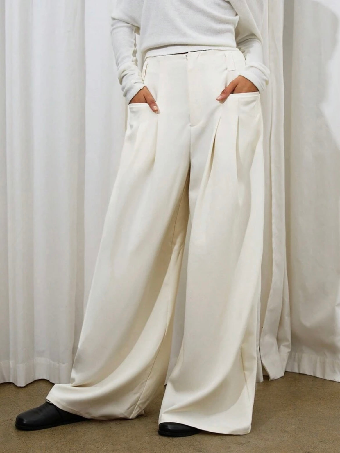 CM-BS738378 Women Trendy Bohemian Style Solid Color Pocket Extra Long Wide Leg Pants - Cream