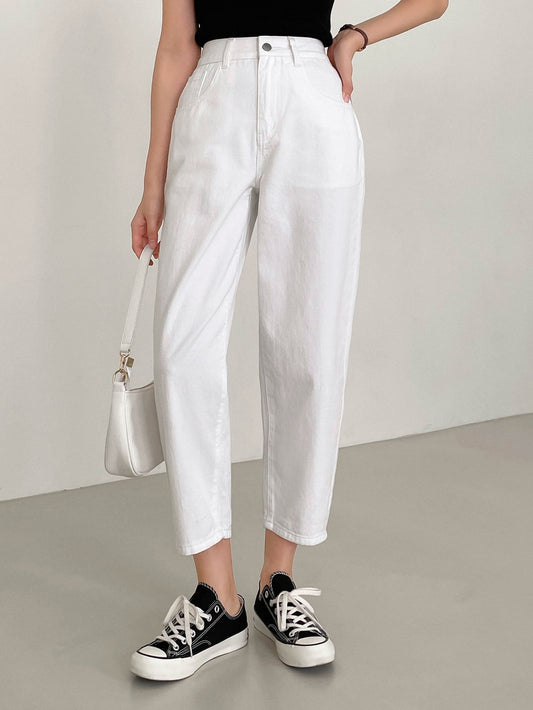 CM-BS691406 Women Casual Seoul Style High Waist Solid Slant Pocket Cropped Jeans - White