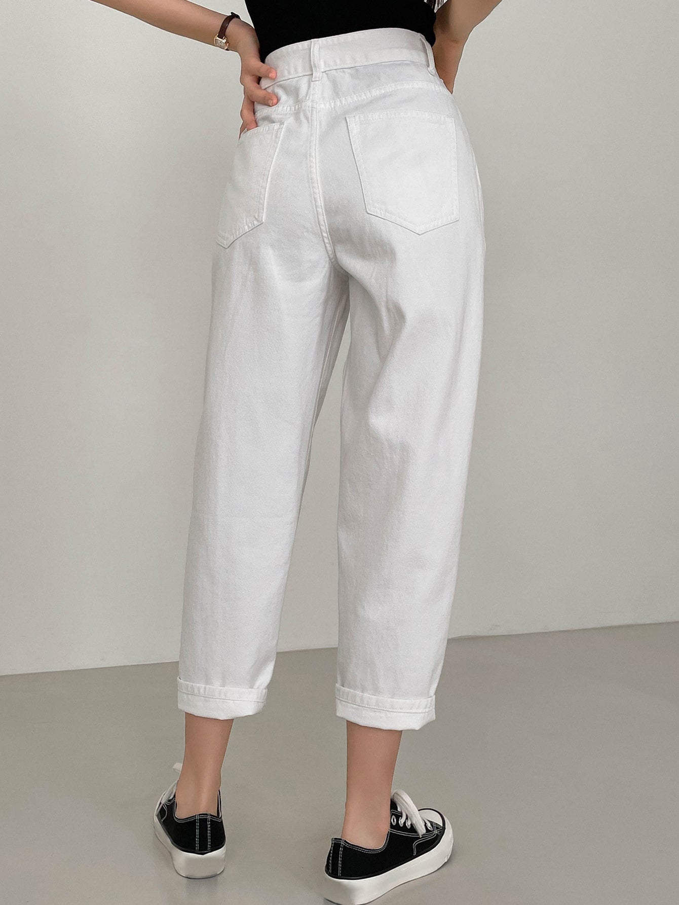 CM-BS691406 Women Casual Seoul Style High Waist Solid Slant Pocket Cropped Jeans - White