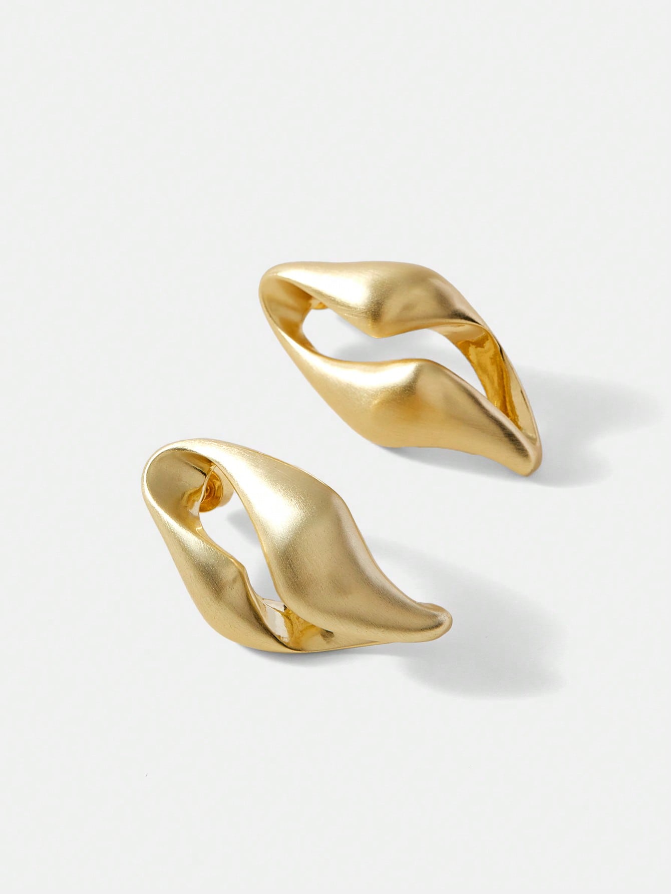 CM-AXS211019 Women Trendy Seoul Style Hollow Shape Stud Earrings