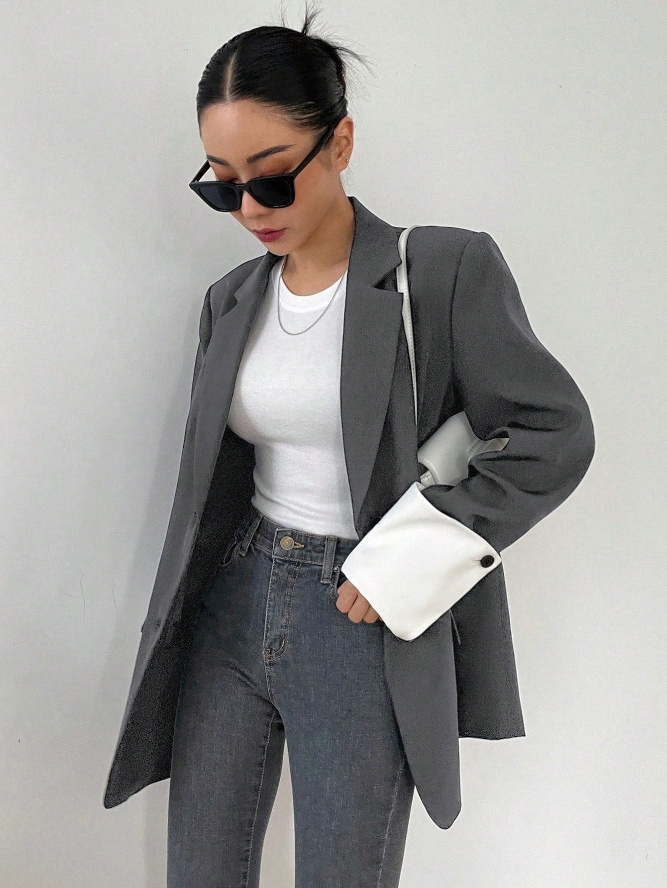CM-CS570576 Women Casual Seoul Style Lapel Neckline Button Front Long Sleeve Blazer - Gray