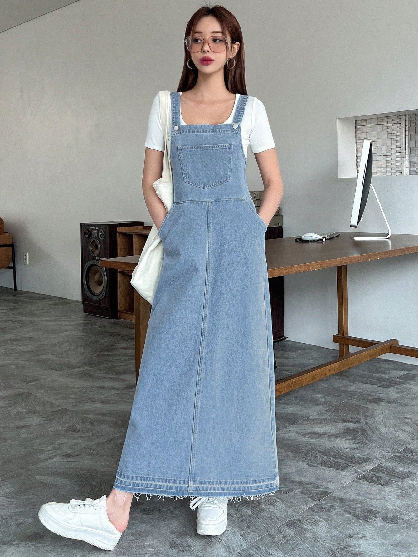CM-DS290629 Women Casual Seoul Style Light Wash Slant Pocket Split Back Denim Overall Dress
