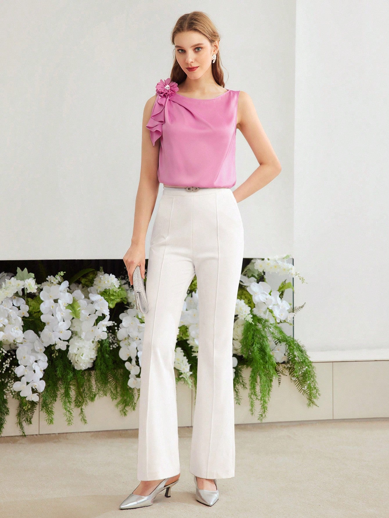 CM-TS951995 Women Elegant Seoul Style Stereo Floral Decor Round Neck Sleeveless Blouse - Pink