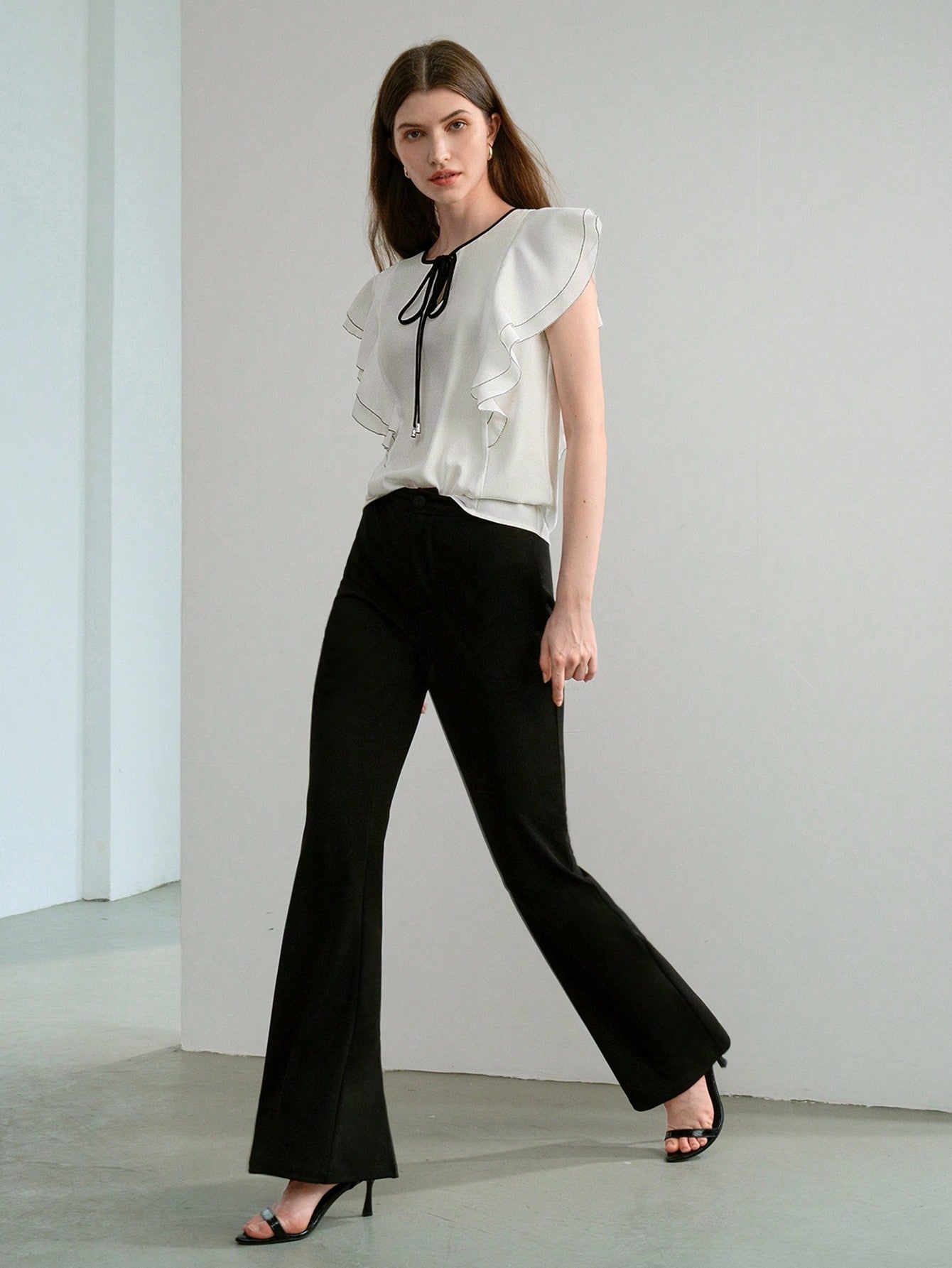 CM-TS568116 Women Elegant Seoul Style Colorblock Tie Neck Ruffle Armhole Short Sleeve Blouse