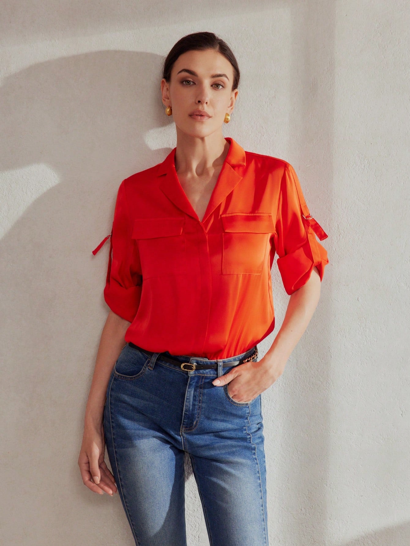 CM-TS910134 Women Elegant Seoul Style Lapel Neckline Roll Tab Sleeve Flap Pocket Shirt